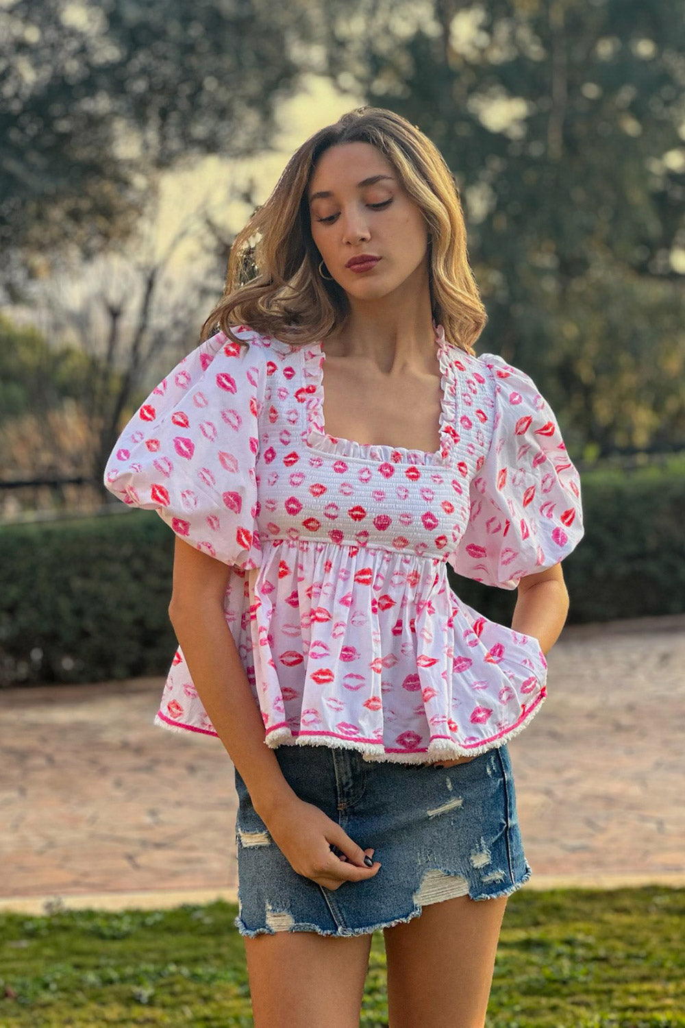 Puff Shoulder Top